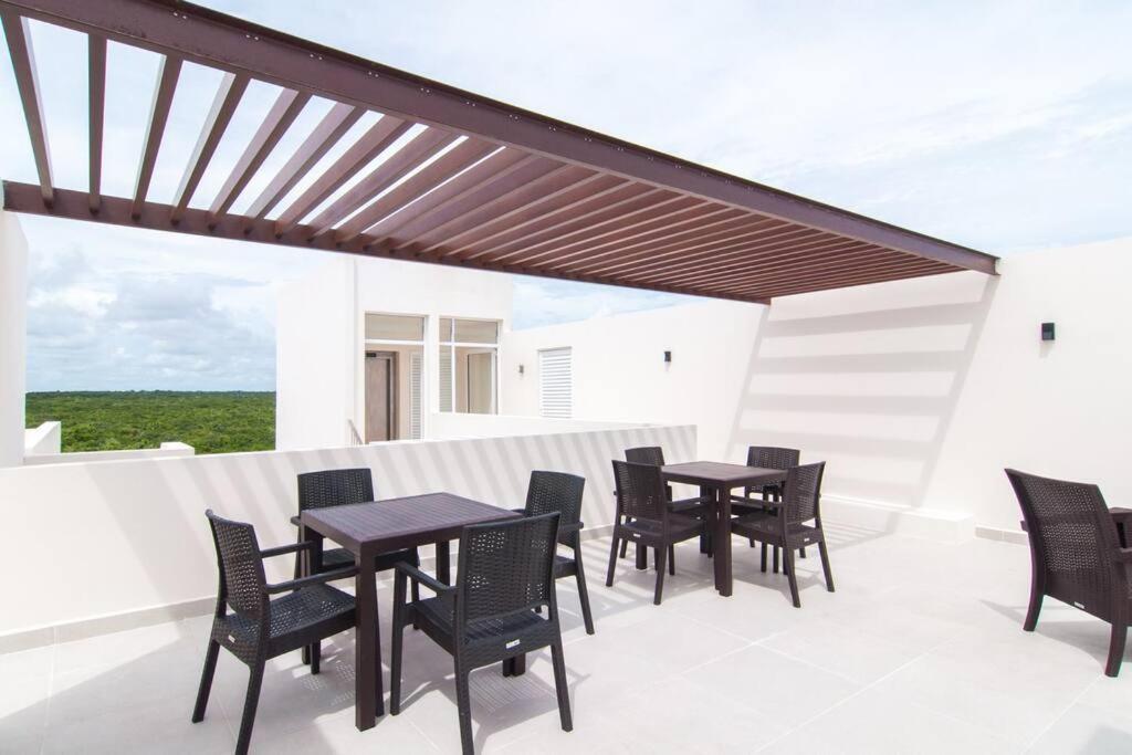 Ground Level Garden Condo At Akumal South By Tao Santamar エクステリア 写真